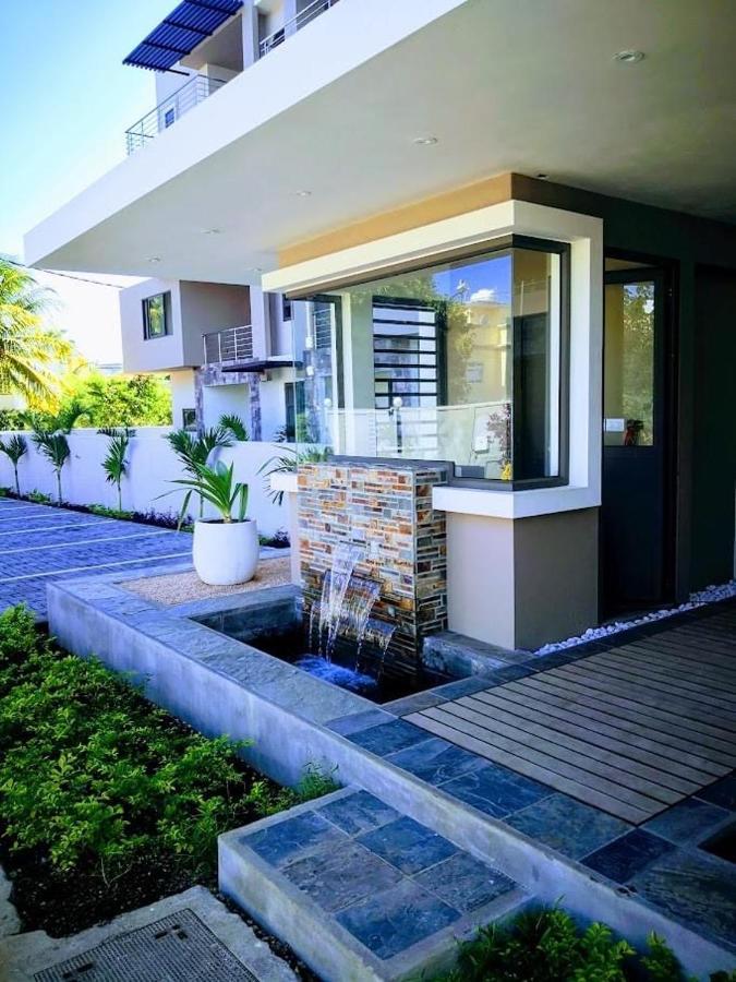 Westwood Apartments Flic en Flac Exterior photo